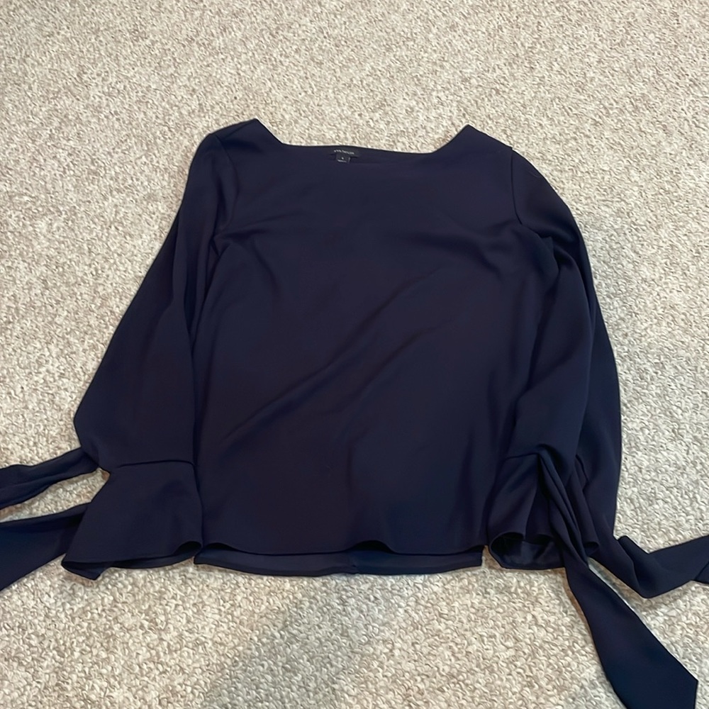 Ann Taylor long sleeve shirt